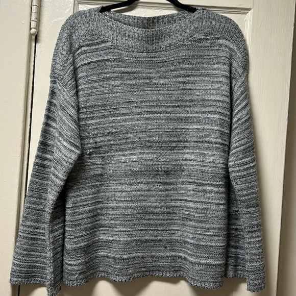 Croft & Barrow Sweater - Picture 1 of 5